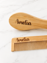 Cargar imagen en el visor de la galería, Cepillo de pelo personalizado (cerdas de pelo natural)