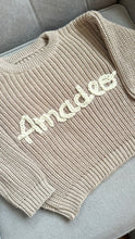 Cargar imagen en el visor de la galería, Sweater Name