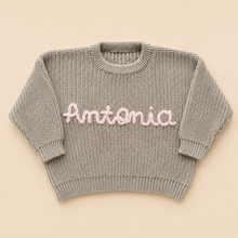 Cargar imagen en el visor de la galería, Sweater Name