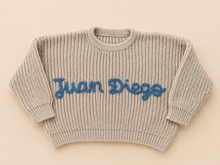 Cargar imagen en el visor de la galería, Sweater Name